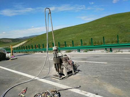 邕宁公路地基基础注浆加固
